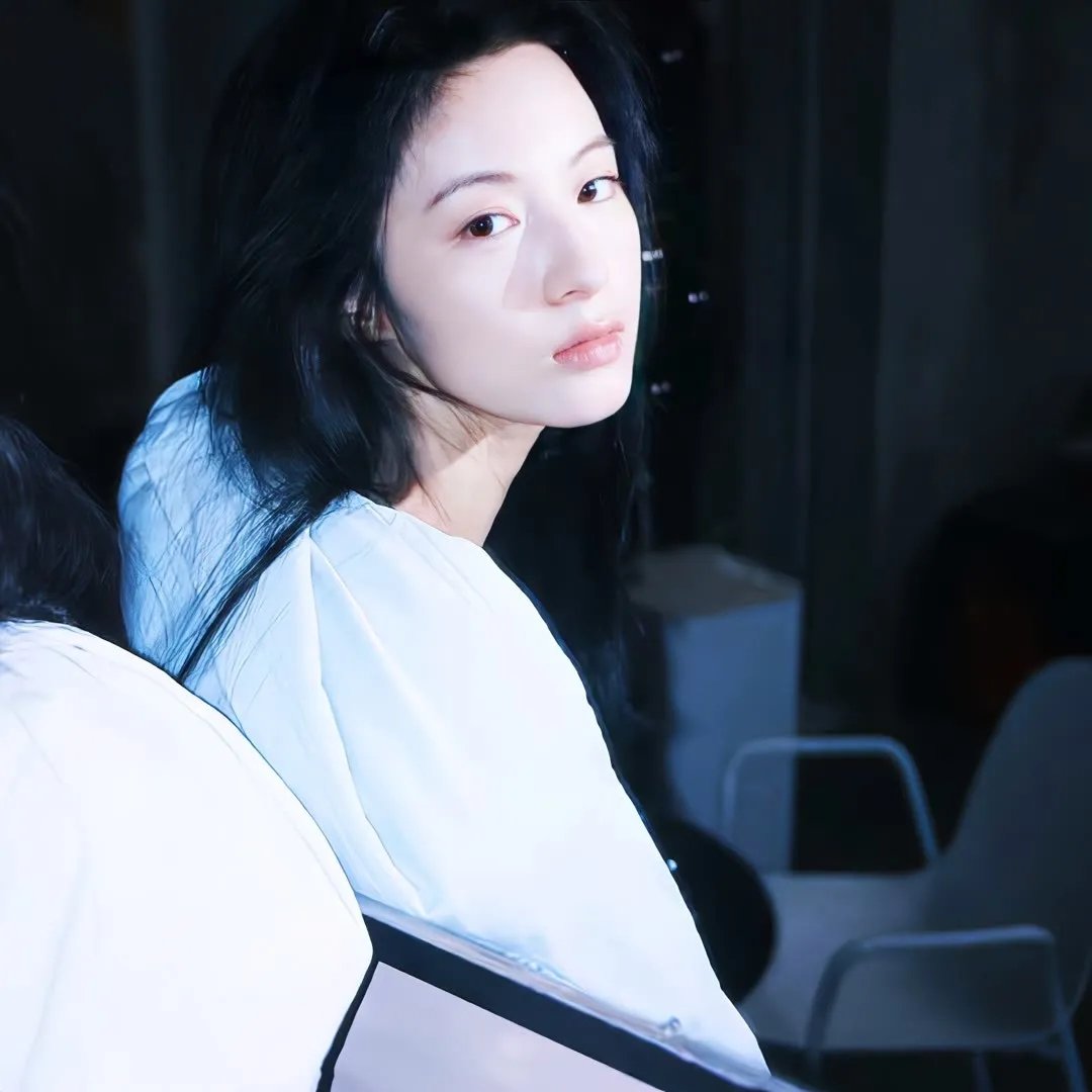 狼少女与黑王子2014海报